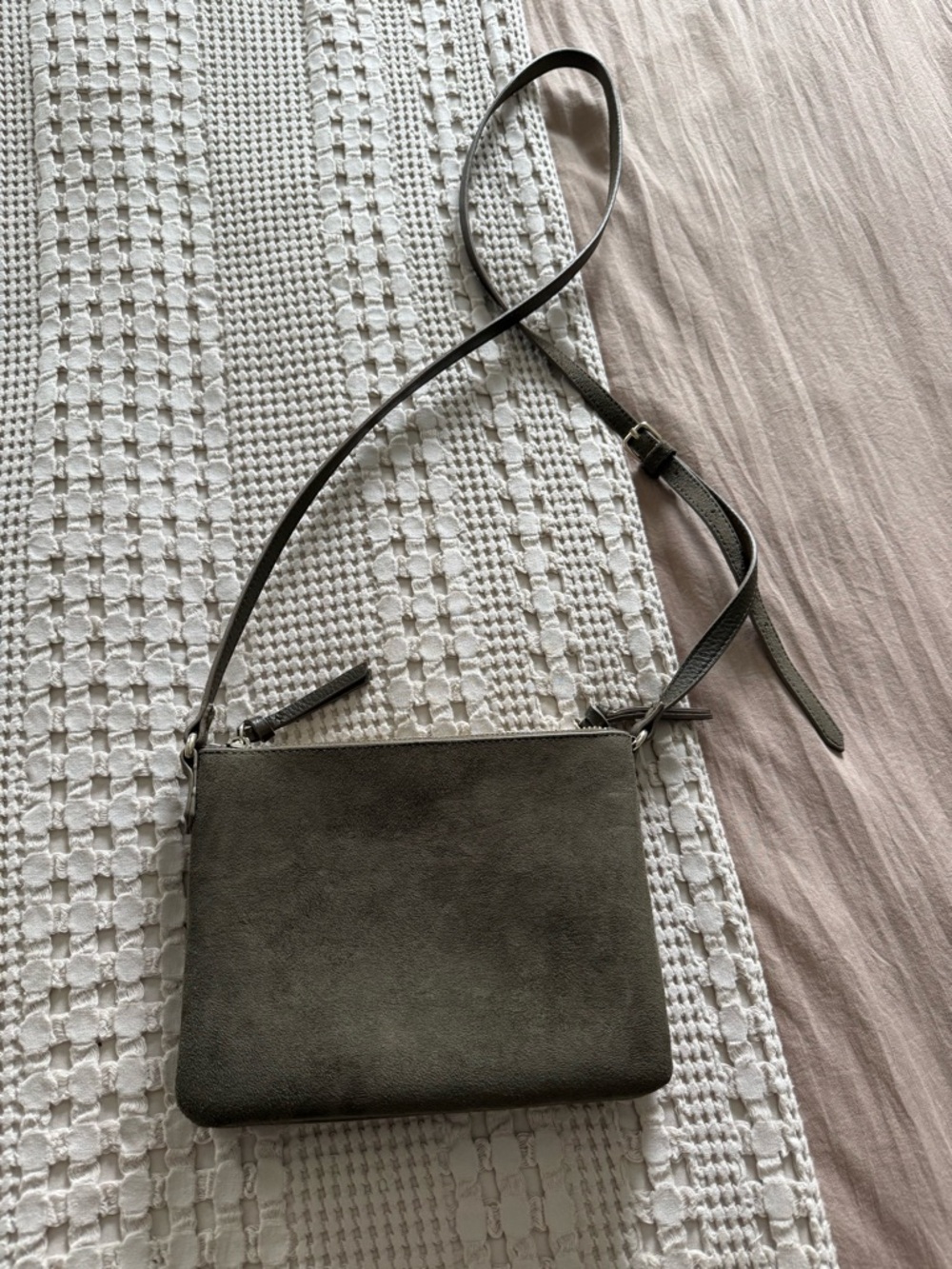 NEW Faux Leather Olive Green Crossbody Bag‎